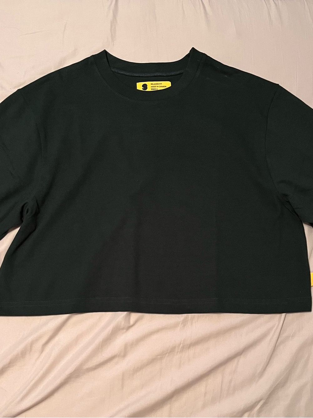 Yellow Label Co. women’s Hunter Green Cropped Crewneck T-Shirt